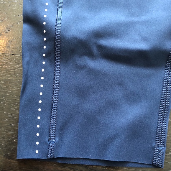 ✴️ Lululemon True Navy Fast and Free Sz 12 - Picture 4 of 11
